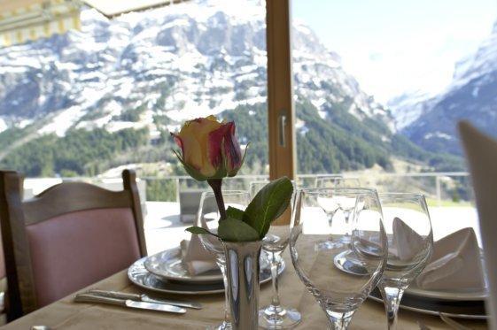 Hotel Gletschertal Γκρίντελβαλντ Εστιατόριο φωτογραφία